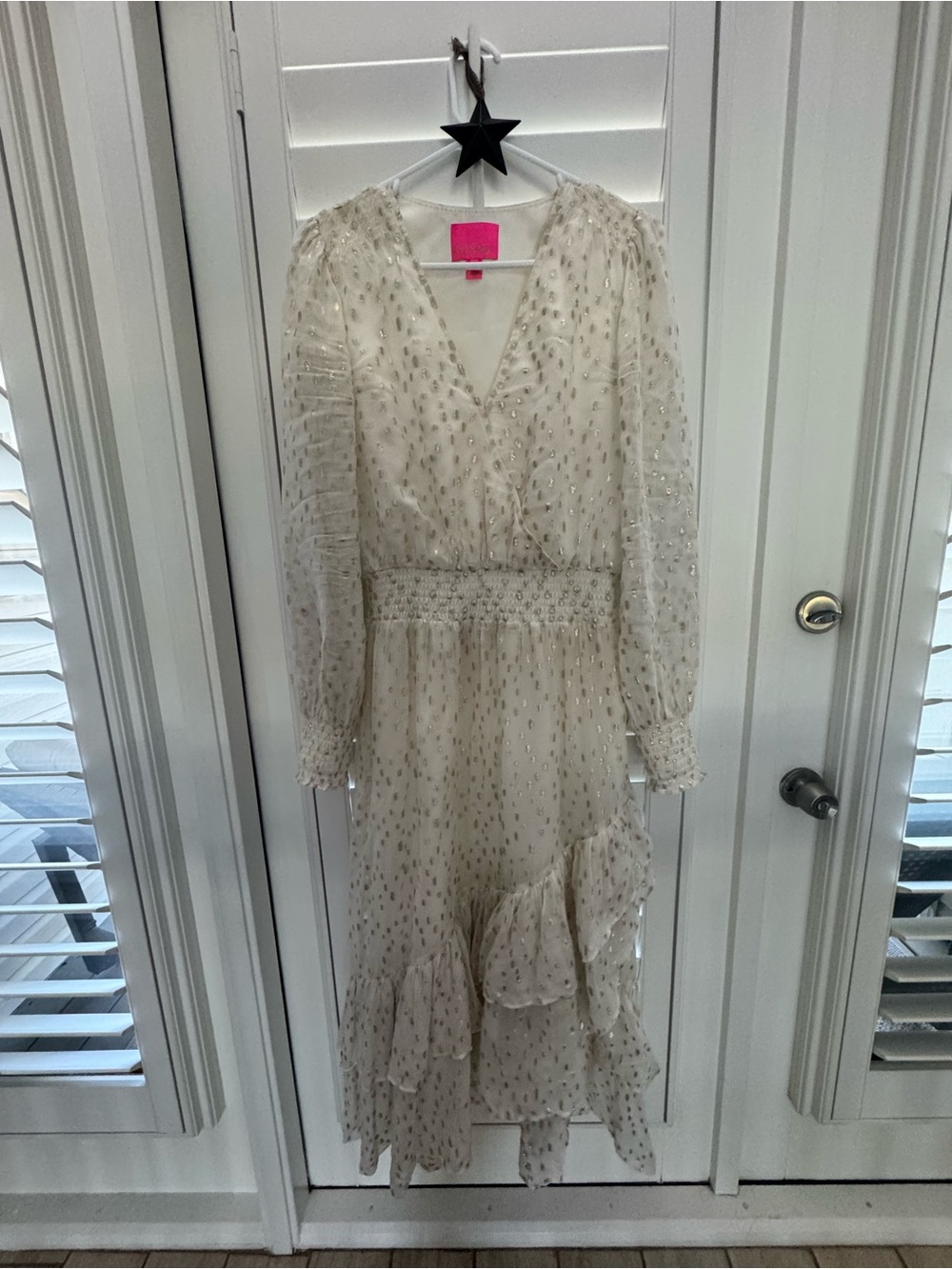 Lilly Pulitzer- Elegant Cream Maxi Dress with Metallic gold Accents